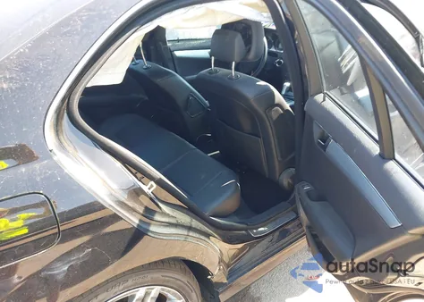 2009 Mercedes-Benz C 300 Luxury/Sport из США, поврежденный, VIN WDDGF54X59F204326